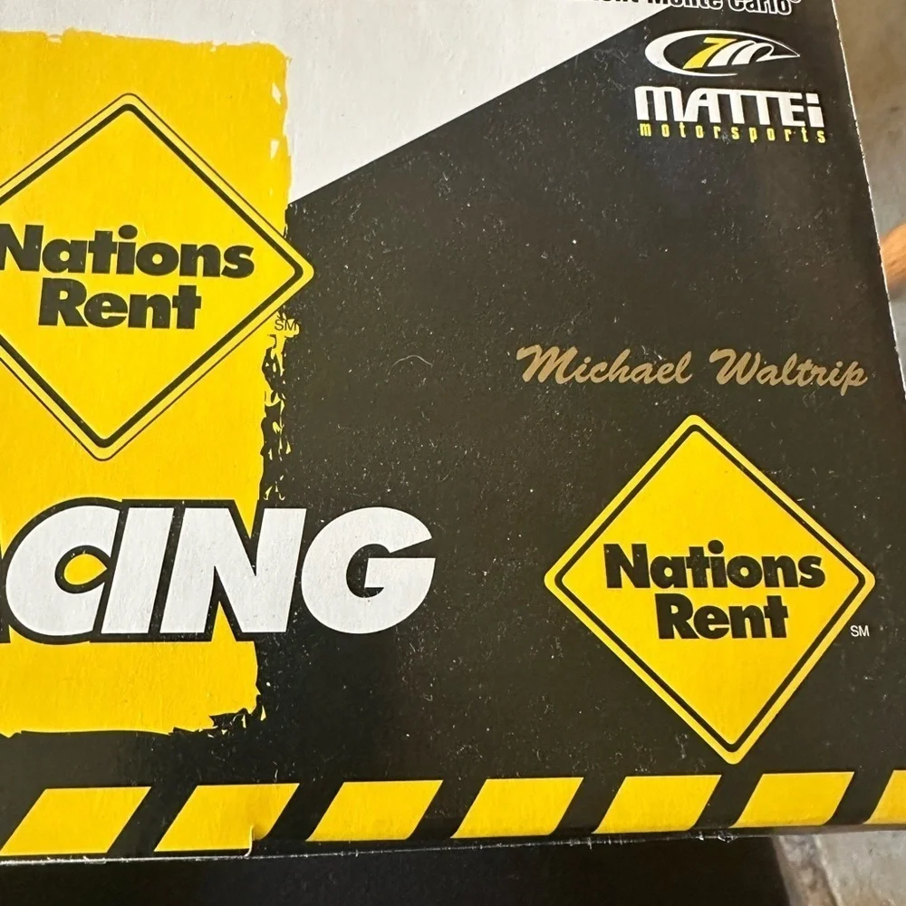 2000 Michael Waltrip NationsRent Monte Carlo 1:24 NASCAR Diecast Limited Edition